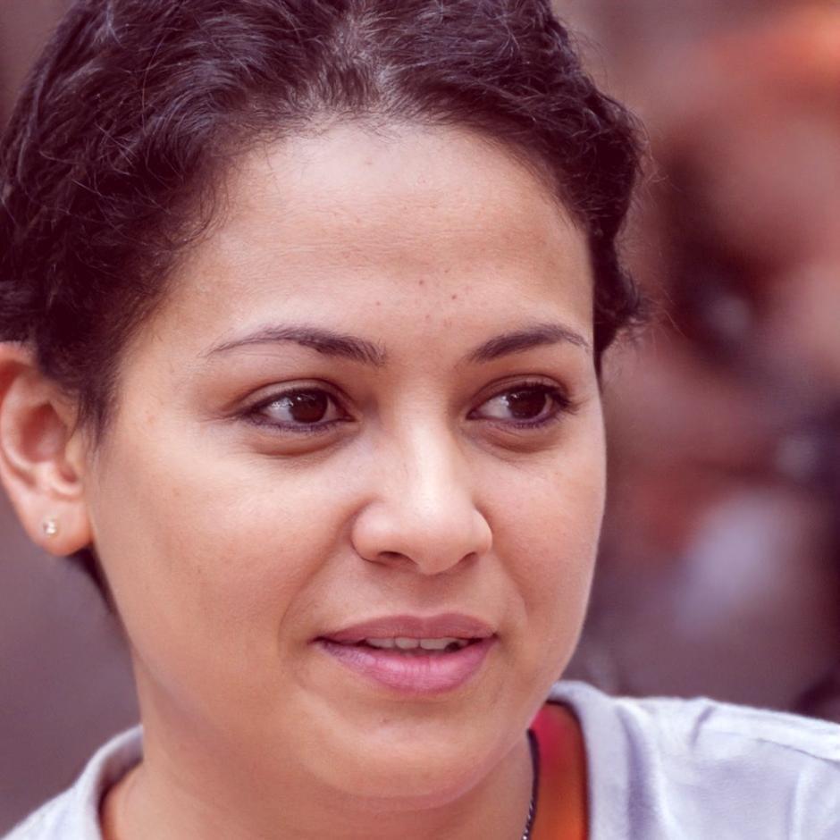 Participante concentrée lors d'une session de formation budgétaire